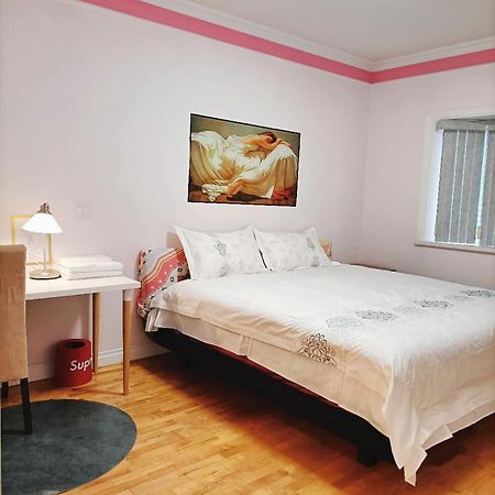 Warm Retreat Hotel Ванкувър Екстериор снимка